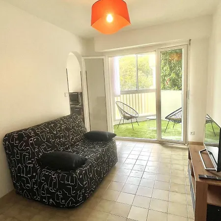 Apartment Confortable Avec Veranda Proche Centre Ajaccio, 2 Couchages, Parking Facile, Inclus - Fr-1-61-613